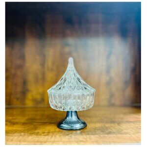 Crystal silver pedestal covered candy dish​